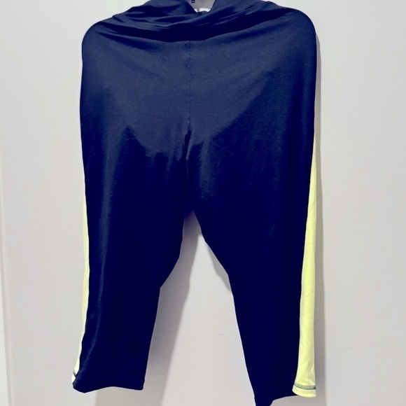 Ideology Womens Plus Size Colorblock Cropped Leggings-Womens 2X-Noir green ash - Picture 4 of 10